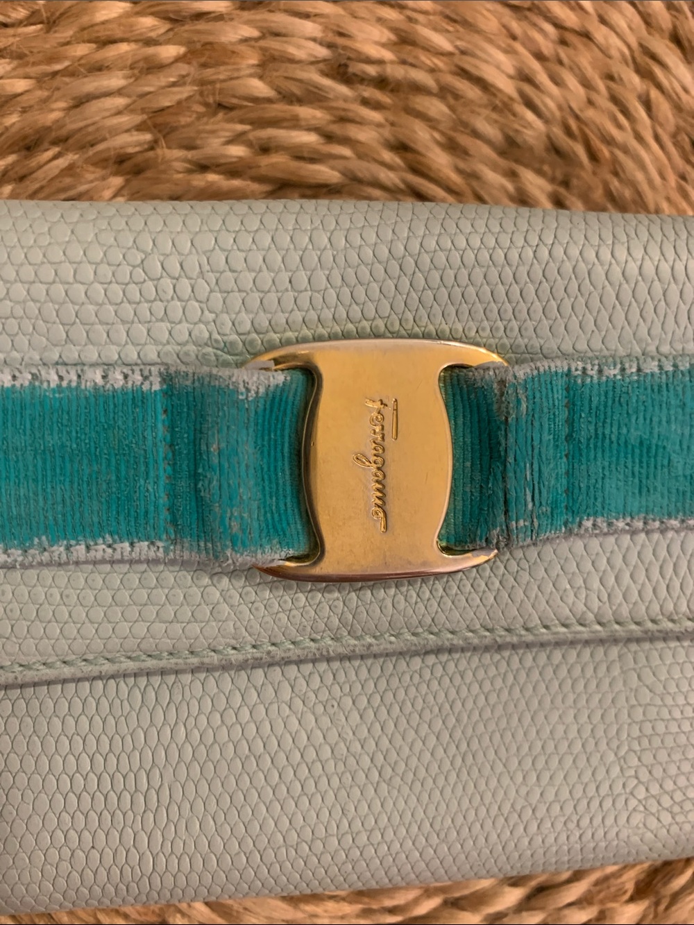 Salvatore Ferragamo light blue wallet - Picture 2 of 11